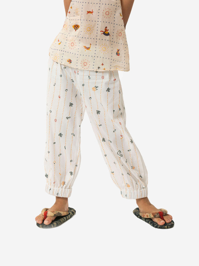 "Sejauh Mata Memandang X Dian Sastrowardoyo" "Tumbuh" - Kids Kerut Pants