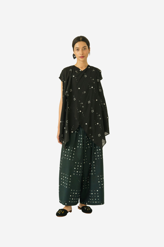 "Sejauh Mata Memandang X Tulus" - "Ruang Sendiri 2" - Ruffle Outwear