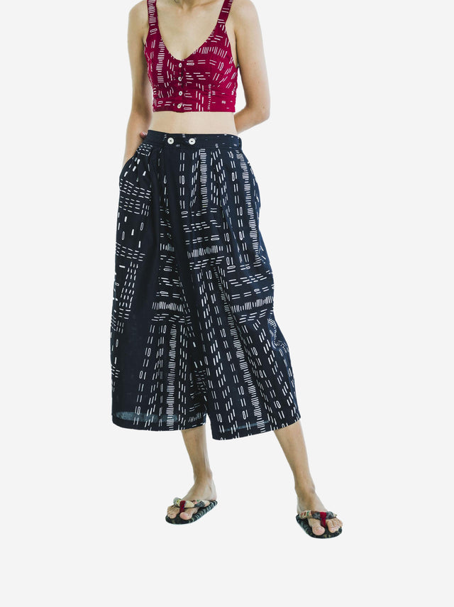 "Bambu" - Two Buttons Midi Pants