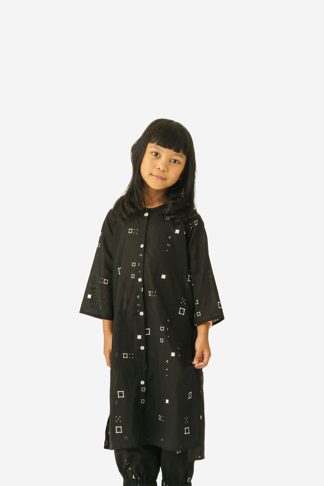 "Sejauh Mata Memandang X Tulus" - “Ruang Sendiri 1” - Kids Baju Panjang