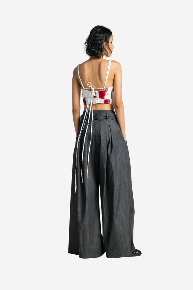 "Sejauh Mata Memandang X Adrian Gan" - Look 23