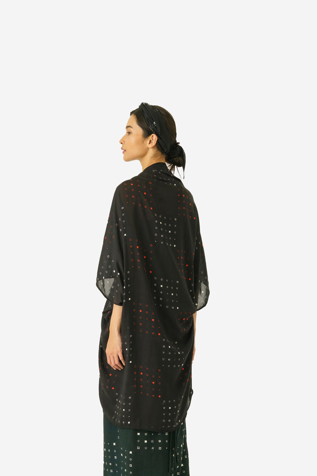 "Sejauh Mata Memandang X Tulus" - “Monokrom ”- Outer