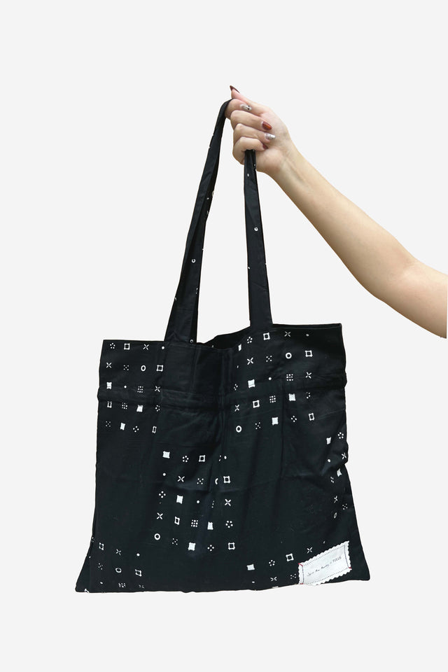 Monokrom Drawstring Bag, Sejauh x Tulus in Black, Sejauh Mata Memandang, image 2 of 6