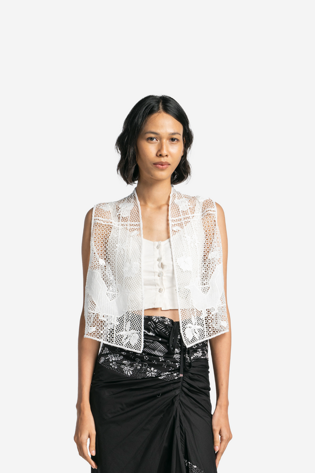 "Sejauh Mata Memandang X Adrian Gan" - Look 21