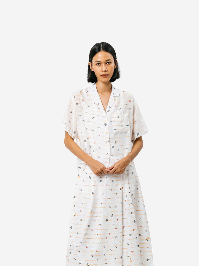 "Sejauh Mata Memandang X Dian Sastrowardoyo" "Tumbuh" - Padma Shirt