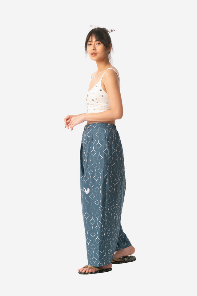 "Nitik Ayam" - Two Buttons Maxi Pants