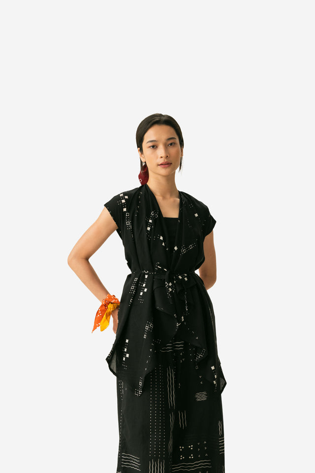 "Sejauh Mata Memandang X Tulus" - "Ruang Sendiri 2" - Ruffle Outwear