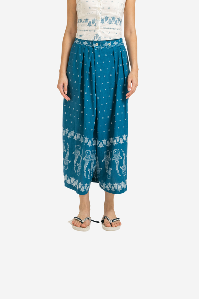 ”Mosaik” - Two Buttons Midi Pants