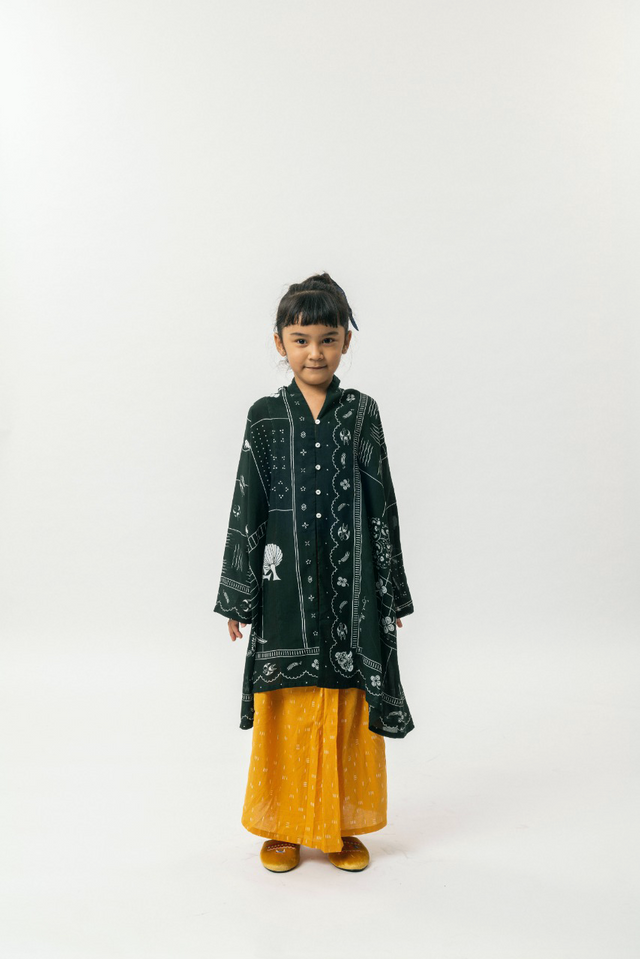 "Tambal" - Kids Kebaya