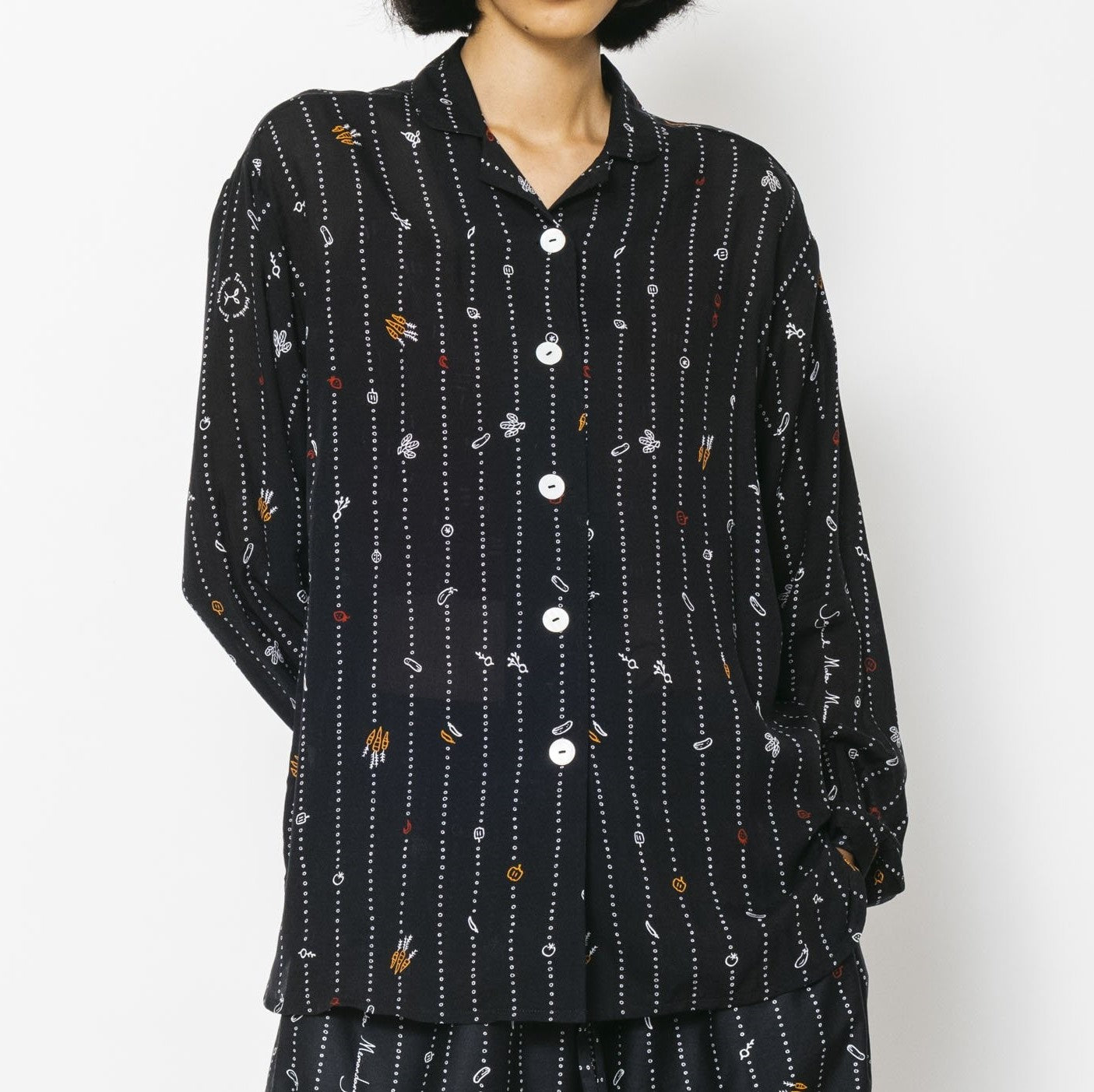 &quot;Tumbuh&quot; - Woman&#39;s Tilem Pajama Top