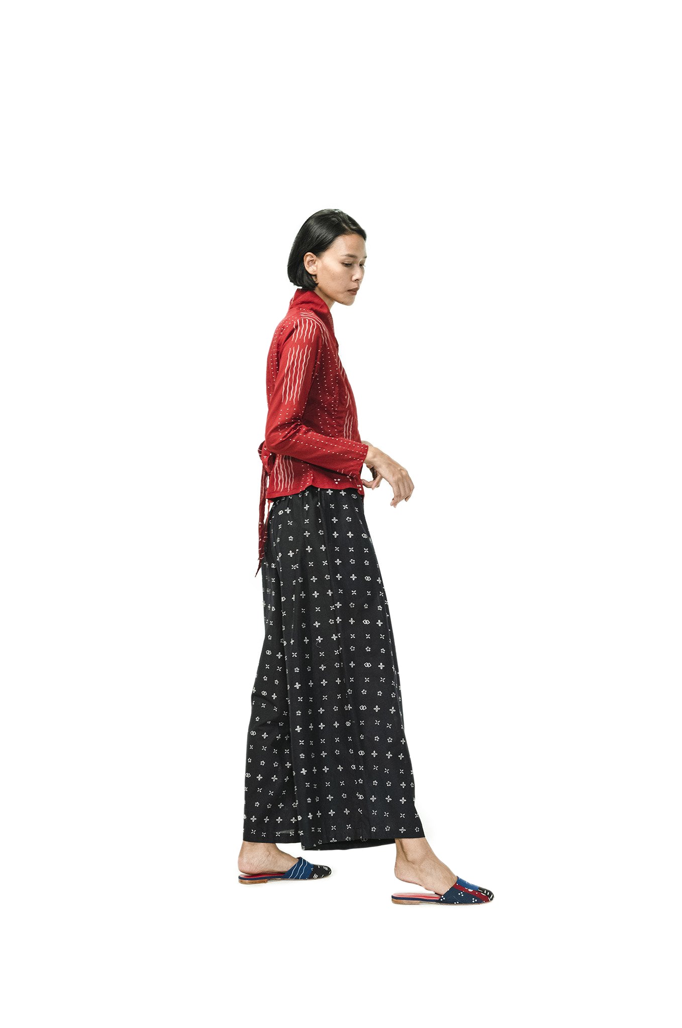 &quot;Wiji&quot; - Two Buttons Maxi Pants