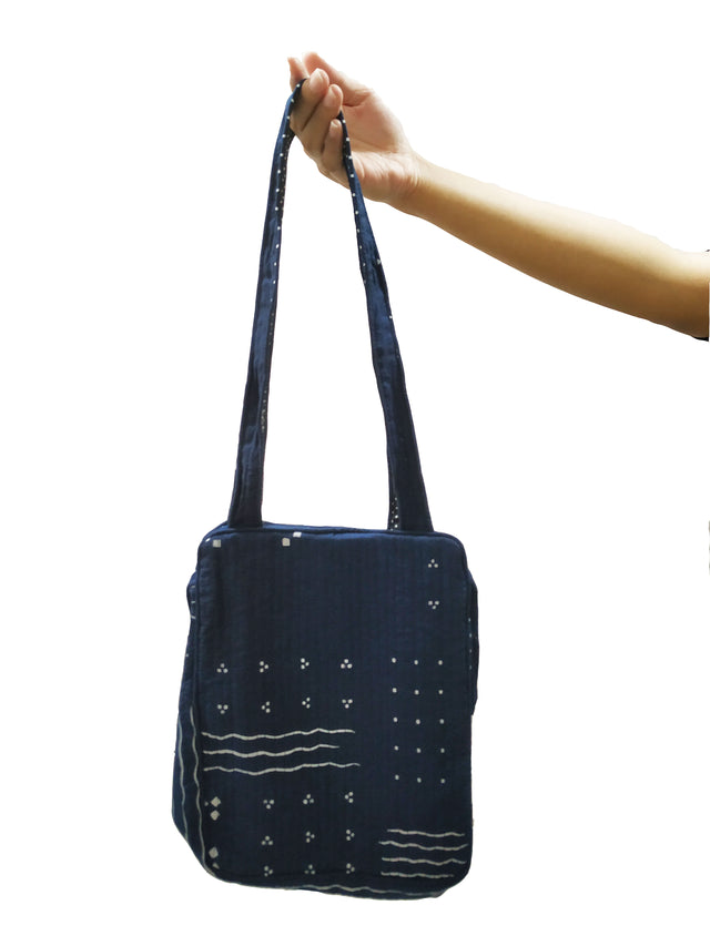 "Ombak Laut" - Quilted Bag